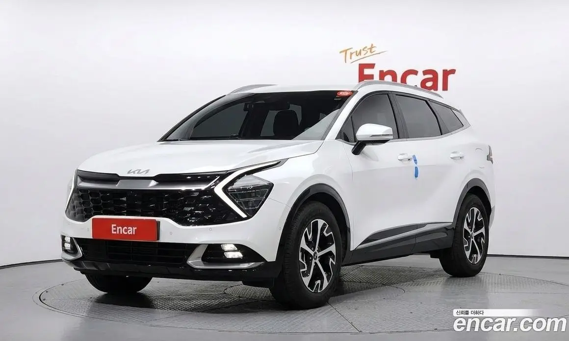 Kia Sportage 2023 1.6 автомат (гидро), фото 1 Kia Sportage 2023 1.6 автомат (гидро), фото 1