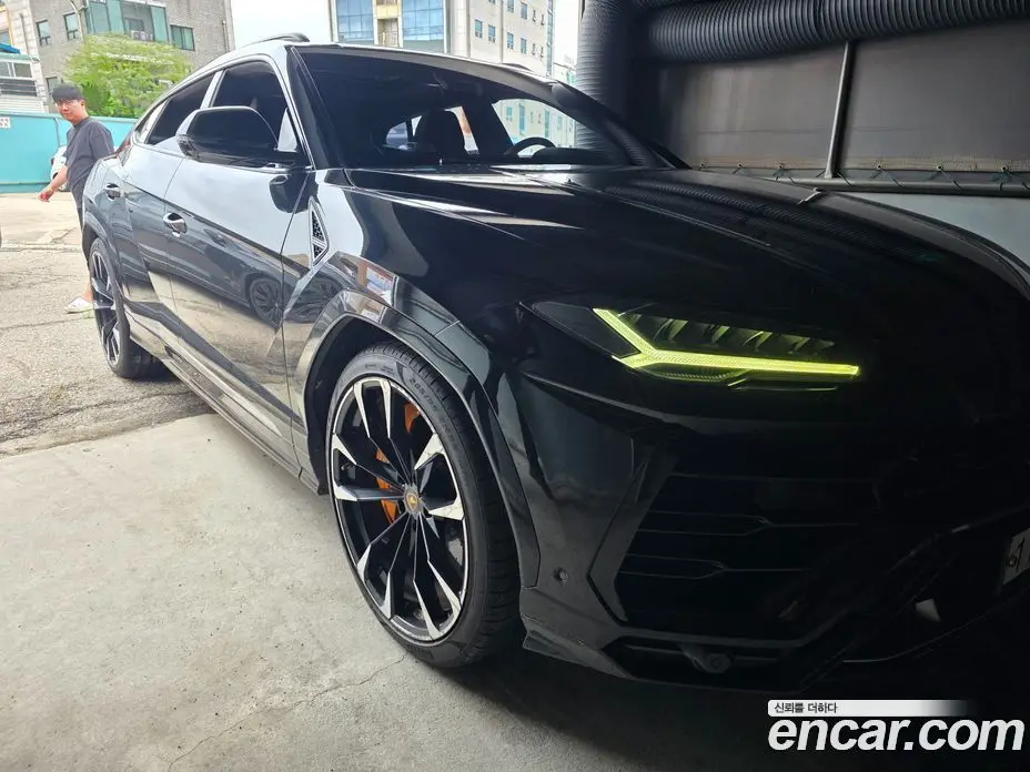 Lamborghini Urus 2020 4.0 автомат (гидро), фото 2 Lamborghini Urus 2020 4.0 автомат (гидро), фото 2