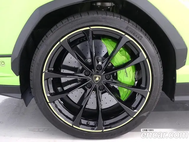 Lamborghini Urus 2024 4.0 автомат (гидро), миниатюра 8 Lamborghini Urus 2024 4.0 автомат (гидро), миниатюра 8