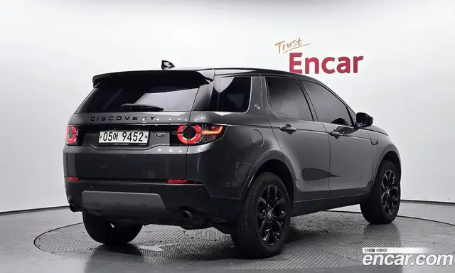 Land Rover Discovery Sport 2017 2.0 автомат (гидро), миниатюра 1 Land Rover Discovery Sport 2017 2.0 автомат (гидро), миниатюра 1