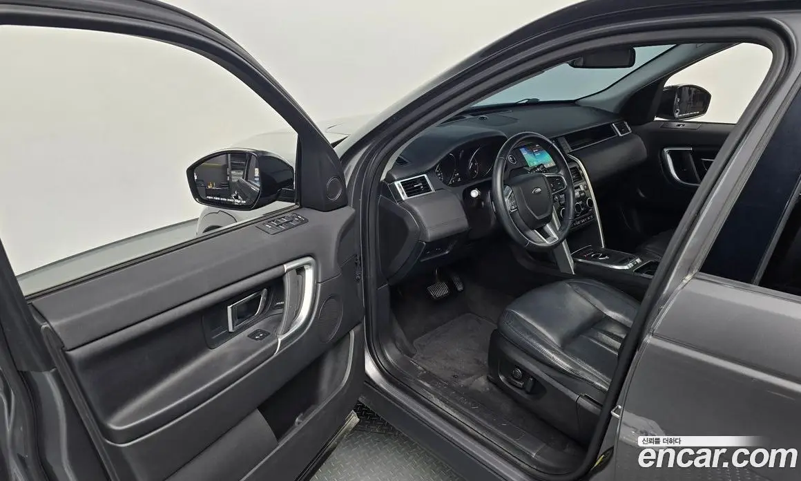 Land Rover Discovery Sport 2017 2.0 автомат (гидро), фото 16 Land Rover Discovery Sport 2017 2.0 автомат (гидро), фото 16