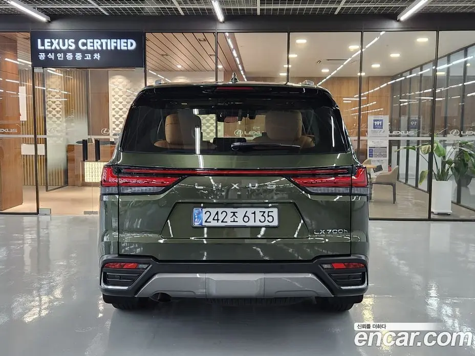 Lexus LX 2025 3.4 автомат (вариатор), фото 4 Lexus LX 2025 3.4 автомат (вариатор), фото 4