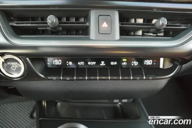 Lexus UX 2024 2.0 автомат (гидро), миниатюра 9 Lexus UX 2024 2.0 автомат (гидро), миниатюра 9