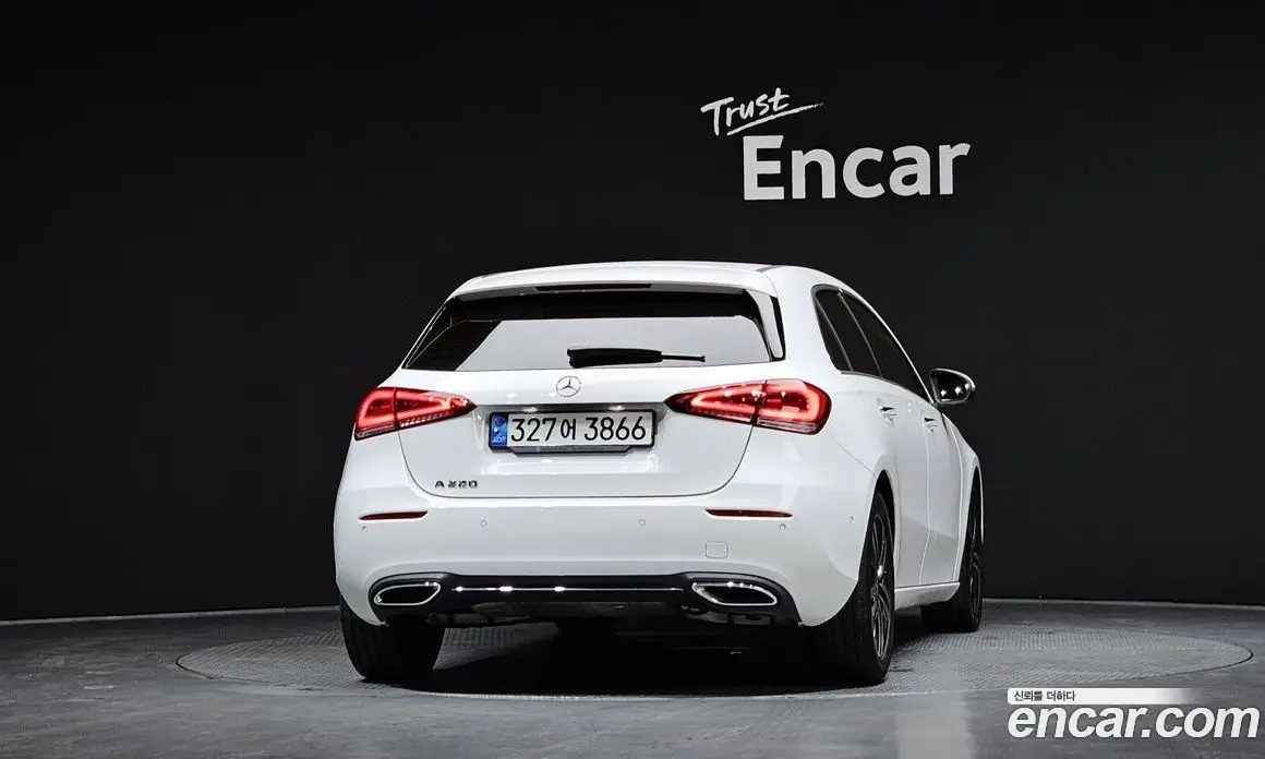 Mercedes-Benz A-Class 2021 2.0 автомат (гидро), фото 4 Mercedes-Benz A-Class 2021 2.0 автомат (гидро), фото 4