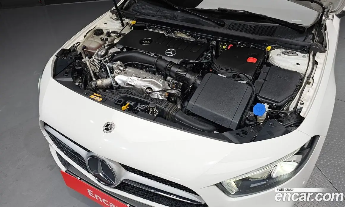 Mercedes-Benz A-Class 2021 2.0 автомат (гидро), фото 6 Mercedes-Benz A-Class 2021 2.0 автомат (гидро), фото 6