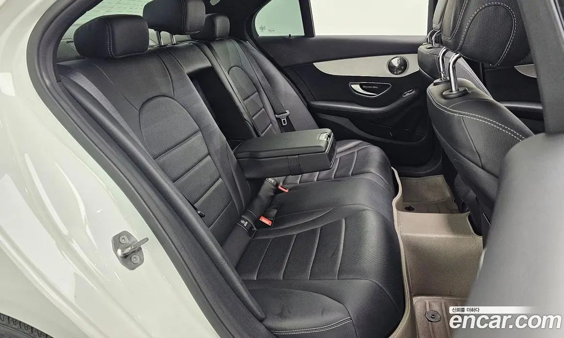 Mercedes-Benz C-Class 2016 2.1 автомат (гидро), фото 11 Mercedes-Benz C-Class 2016 2.1 автомат (гидро), фото 11