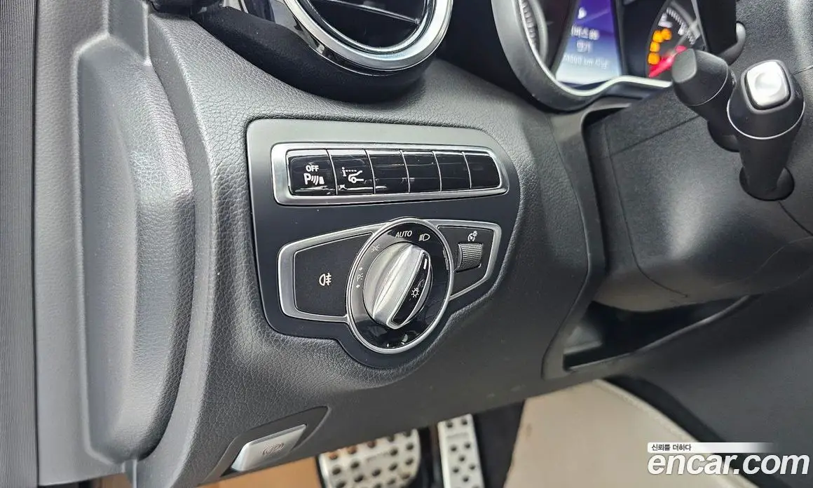 Mercedes-Benz C-Class 2016 2.1 автомат (гидро), фото 15 Mercedes-Benz C-Class 2016 2.1 автомат (гидро), фото 15