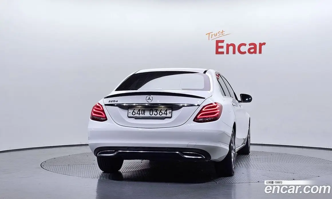Mercedes-Benz C-Class 2016 2.1 автомат (гидро), фото 4 Mercedes-Benz C-Class 2016 2.1 автомат (гидро), фото 4