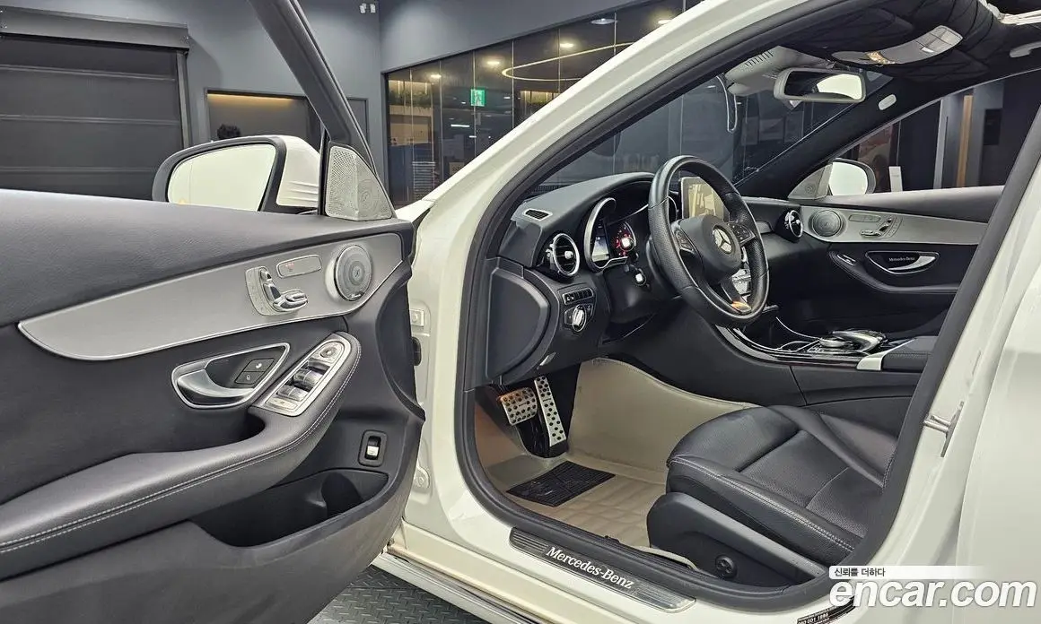Mercedes-Benz C-Class 2016 2.1 автомат (гидро), фото 10 Mercedes-Benz C-Class 2016 2.1 автомат (гидро), фото 10