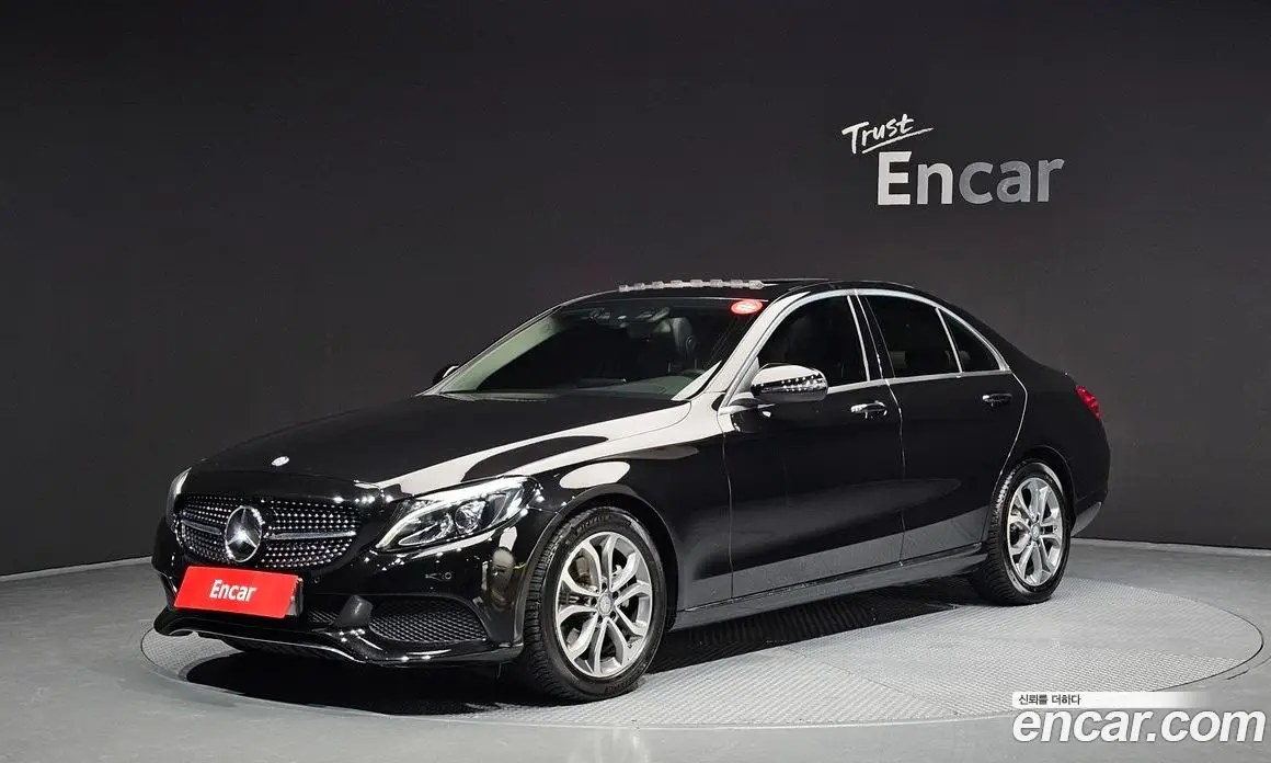 Mercedes-Benz C-Class 2017 2.1 автомат (гидро), фото 1 Mercedes-Benz C-Class 2017 2.1 автомат (гидро), фото 1