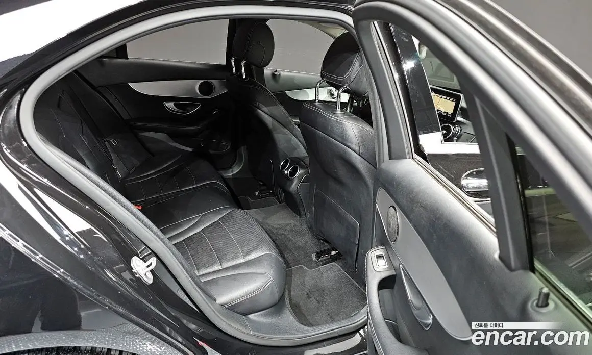 Mercedes-Benz C-Class 2017 2.1 автомат (гидро), фото 11 Mercedes-Benz C-Class 2017 2.1 автомат (гидро), фото 11