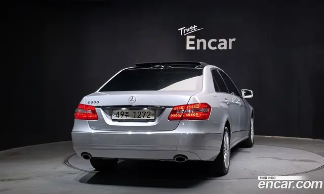 Mercedes-Benz E-Class 2012 3.5 автомат (гидро), миниатюра 4 Mercedes-Benz E-Class 2012 3.5 автомат (гидро), миниатюра 4