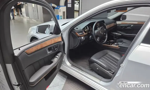 Mercedes-Benz E-Class 2012 3.5 автомат (гидро), миниатюра 10 Mercedes-Benz E-Class 2012 3.5 автомат (гидро), миниатюра 10