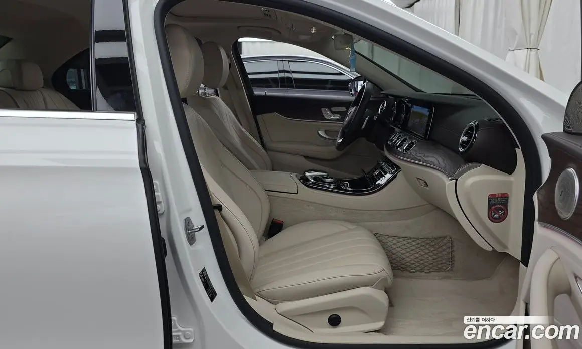 Mercedes-Benz E-Class 2016 1.9 автомат (гидро), фото 11 Mercedes-Benz E-Class 2016 1.9 автомат (гидро), фото 11