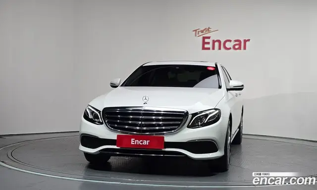 Mercedes-Benz E-Class 2016 1.9 автомат (гидро), миниатюра 3 Mercedes-Benz E-Class 2016 1.9 автомат (гидро), миниатюра 3