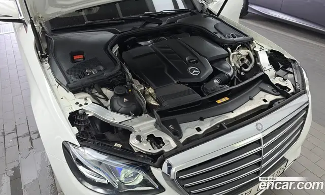 Mercedes-Benz E-Class 2016 1.9 автомат (гидро), миниатюра 6 Mercedes-Benz E-Class 2016 1.9 автомат (гидро), миниатюра 6
