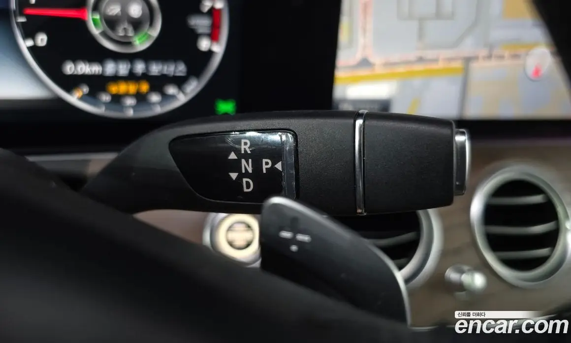 Mercedes-Benz E-Class 2017 2.0 автомат (гидро), фото 11 Mercedes-Benz E-Class 2017 2.0 автомат (гидро), фото 11