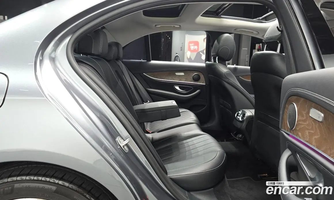 Mercedes-Benz E-Class 2017 2.0 автомат (гидро), фото 17 Mercedes-Benz E-Class 2017 2.0 автомат (гидро), фото 17