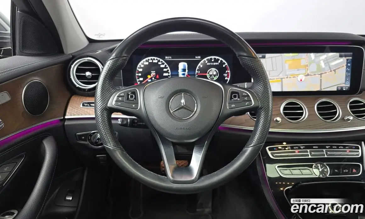Mercedes-Benz E-Class 2017 2.0 автомат (гидро), фото 18 Mercedes-Benz E-Class 2017 2.0 автомат (гидро), фото 18