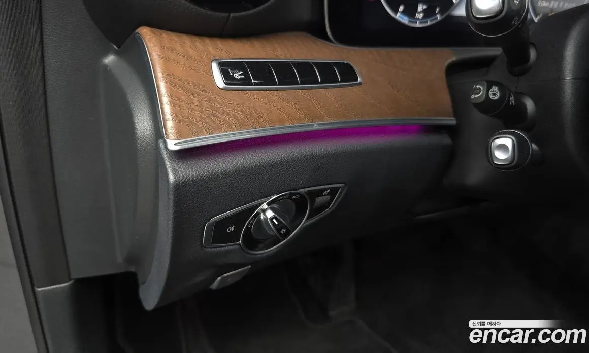 Mercedes-Benz E-Class 2017 2.0 автомат (гидро), фото 26 Mercedes-Benz E-Class 2017 2.0 автомат (гидро), фото 26