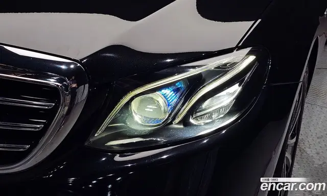 Mercedes-Benz E-Class 2020 2.0 автомат (гидро), миниатюра 8 Mercedes-Benz E-Class 2020 2.0 автомат (гидро), миниатюра 8