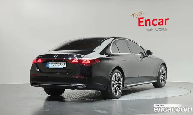 Mercedes-Benz E-Class 2024 2.0 автомат (гидро), миниатюра 1 Mercedes-Benz E-Class 2024 2.0 автомат (гидро), миниатюра 1