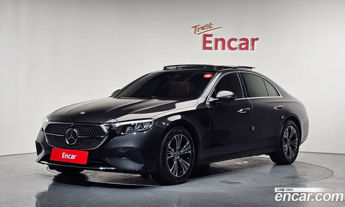 Mercedes-Benz E-Class 2024 2.0 автомат (гидро), фото 1 Mercedes-Benz E-Class 2024 2.0 автомат (гидро), фото 1