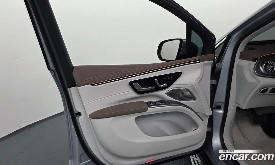Mercedes-Benz EQS 2023 0.3 автомат (гидро), фото 14 Mercedes-Benz EQS 2023 0.3 автомат (гидро), фото 14