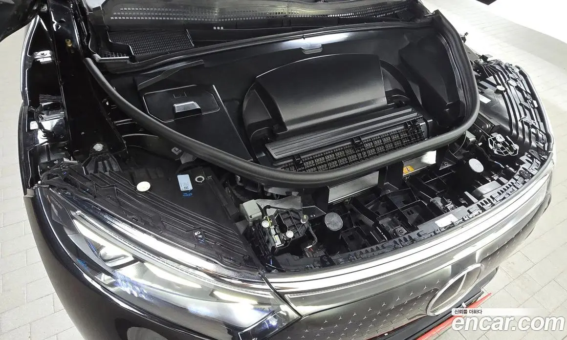 Mercedes-Benz EQS 2024 0.3 автомат (гидро), фото 6