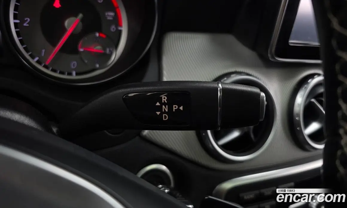 Mercedes-Benz GLA-Class 2015 2.1 автомат (гидро), фото 12