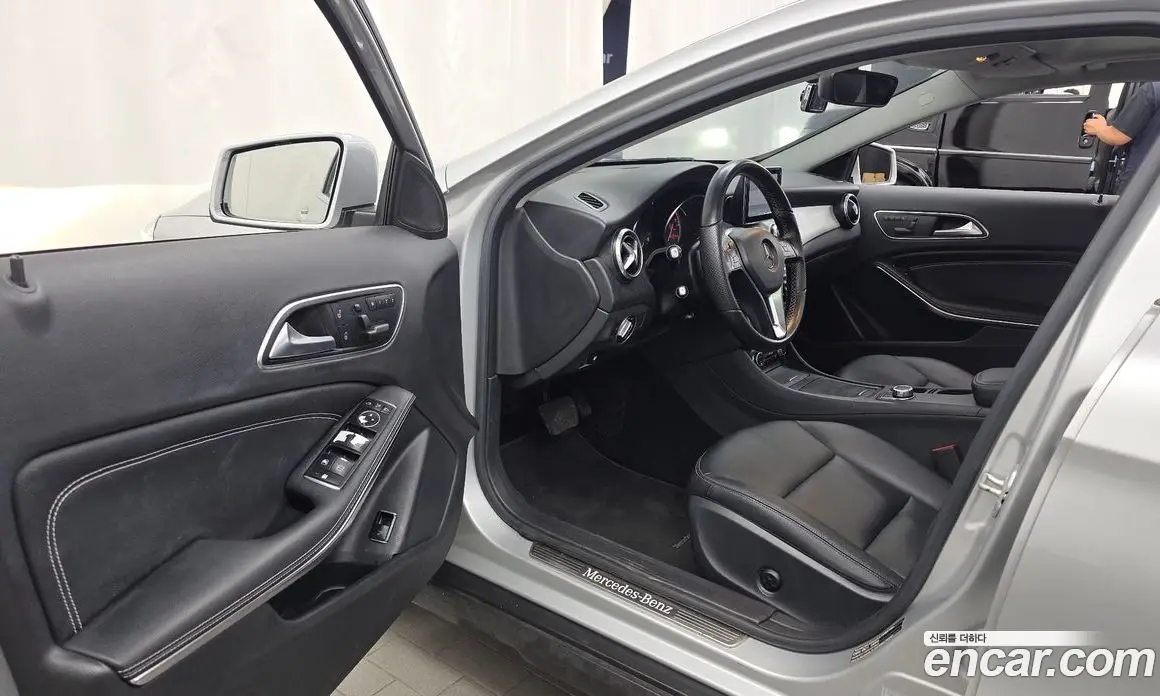 Mercedes-Benz GLA-Class 2015 2.1 автомат (гидро), фото 13