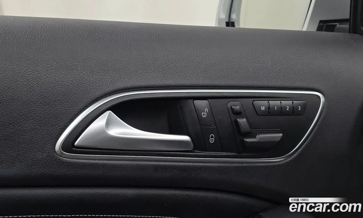 Mercedes-Benz GLA-Class 2015 2.1 автомат (гидро), фото 23