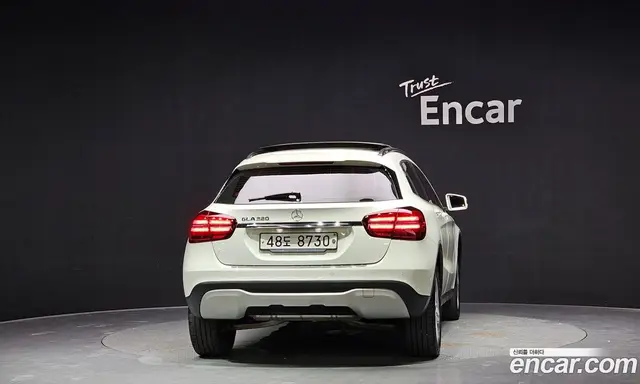 Mercedes-Benz GLA-Class 2017 2.0 автомат (гидро), миниатюра 4 Mercedes-Benz GLA-Class 2017 2.0 автомат (гидро), миниатюра 4