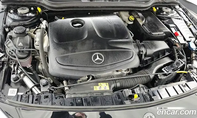 Mercedes-Benz GLA-Class 2017 2.0 автомат (гидро), миниатюра 6 Mercedes-Benz GLA-Class 2017 2.0 автомат (гидро), миниатюра 6