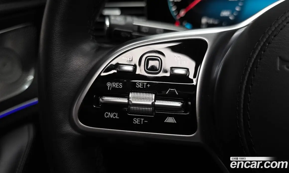 Mercedes-Benz GLE-Class 2023 3.0 автомат (гидро), фото 36