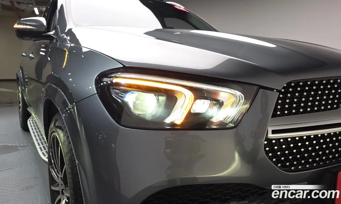 Mercedes-Benz GLE-Class 2023 3.0 автомат (гидро), фото 7