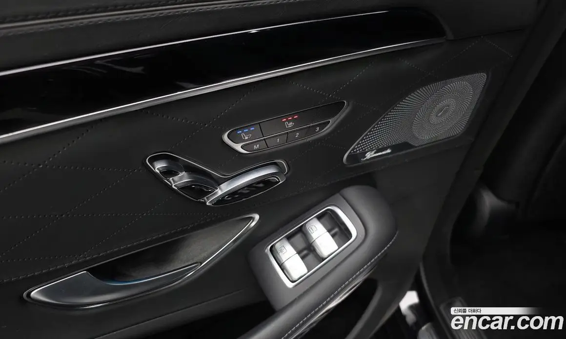 Mercedes-Benz S-Class 2019 4.0 автомат (гидро), фото 30 Mercedes-Benz S-Class 2019 4.0 автомат (гидро), фото 30