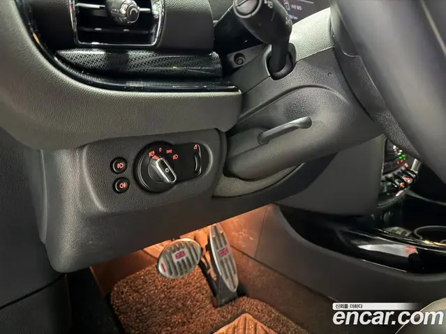 Mini Clubman 2022 1.5 автомат (гидро), миниатюра 12