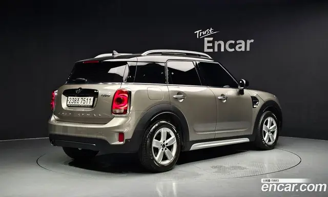 Mini Countryman 2019 1.5 автомат (гидро), миниатюра 2 Mini Countryman 2019 1.5 автомат (гидро), миниатюра 2