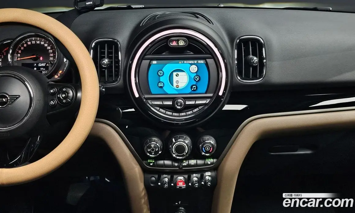 Mini Countryman 2019 1.5 автомат (гидро), фото 14 Mini Countryman 2019 1.5 автомат (гидро), фото 14
