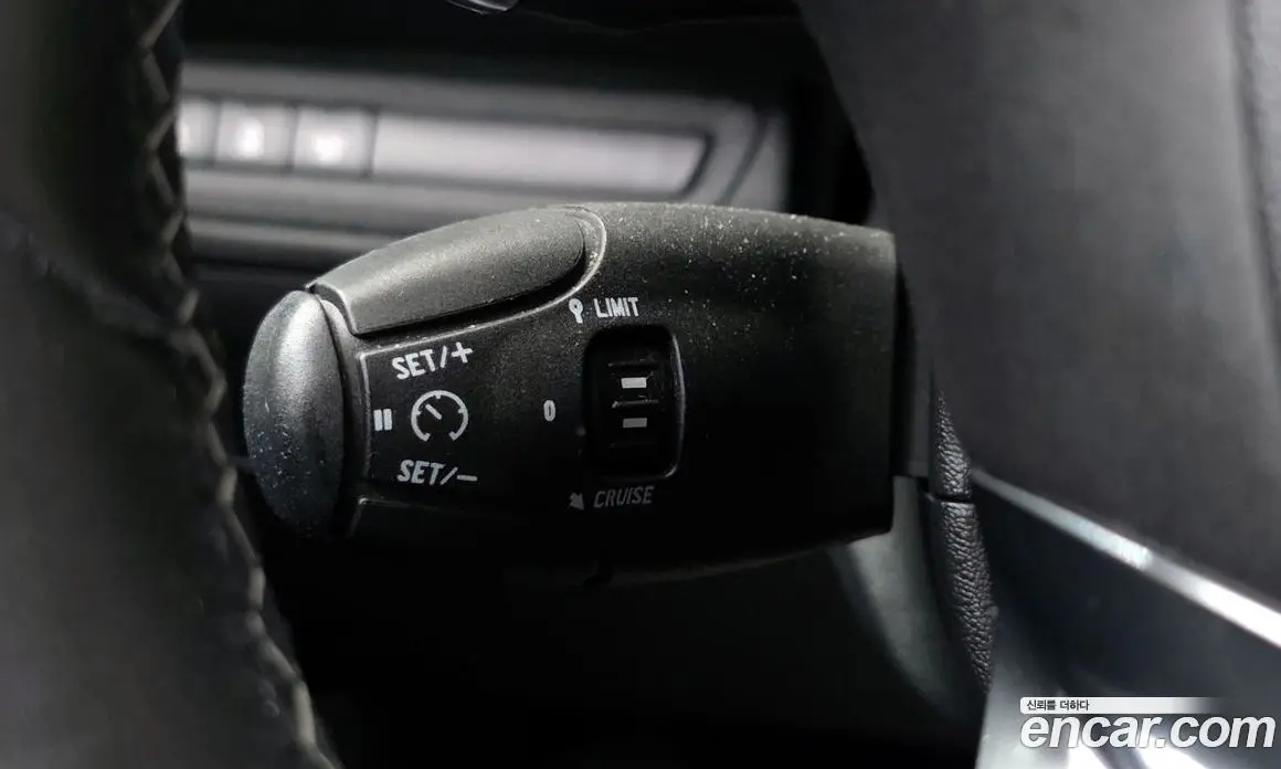 Peugeot 2008 2016 1.6 автомат (гидро), фото 16 Peugeot 2008 2016 1.6 автомат (гидро), фото 16