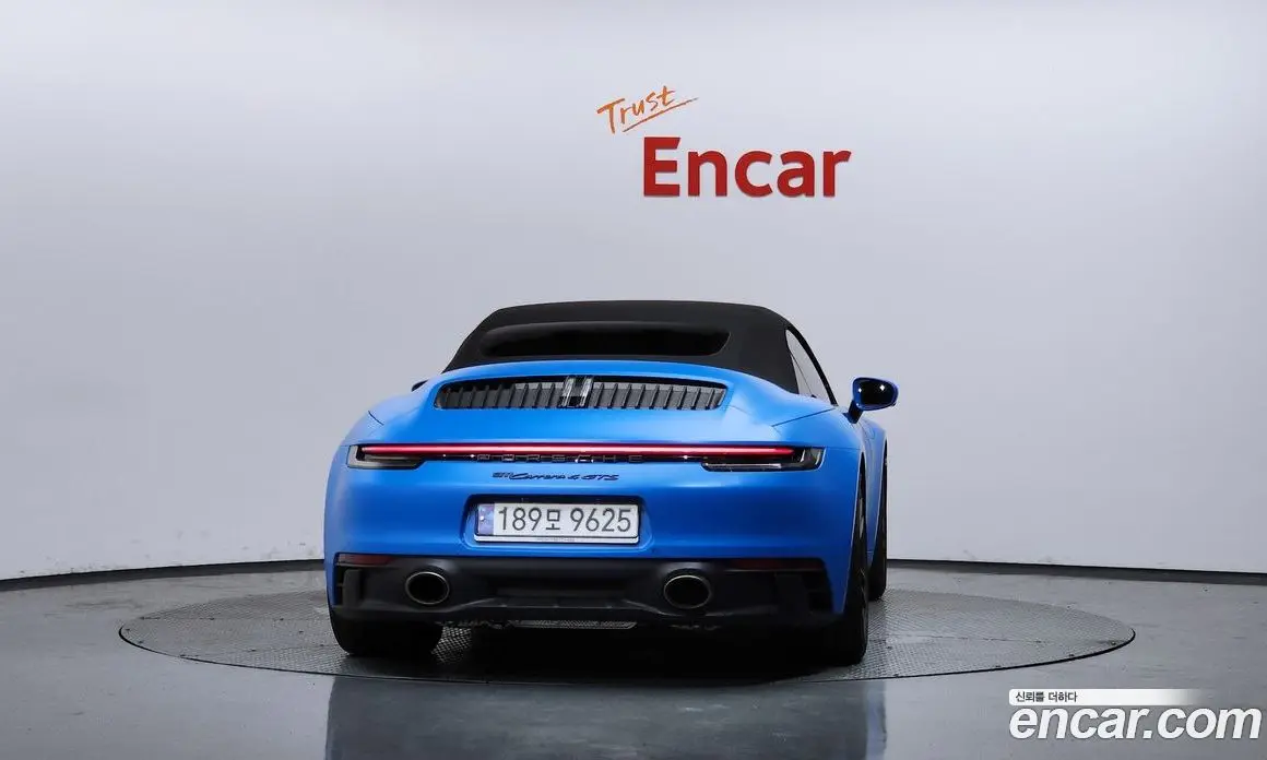 Porsche 911 2023 3.0 автомат (гидро), фото 4 Porsche 911 2023 3.0 автомат (гидро), фото 4