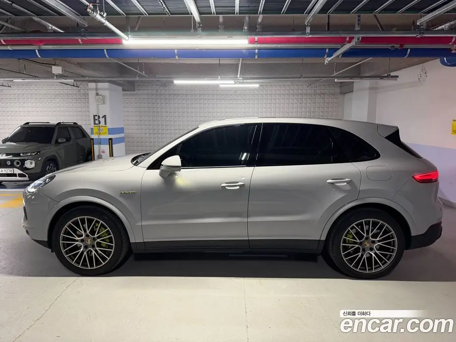 Porsche Cayenne 2023 3.0 автомат (гидро), фото 8 Porsche Cayenne 2023 3.0 автомат (гидро), фото 8