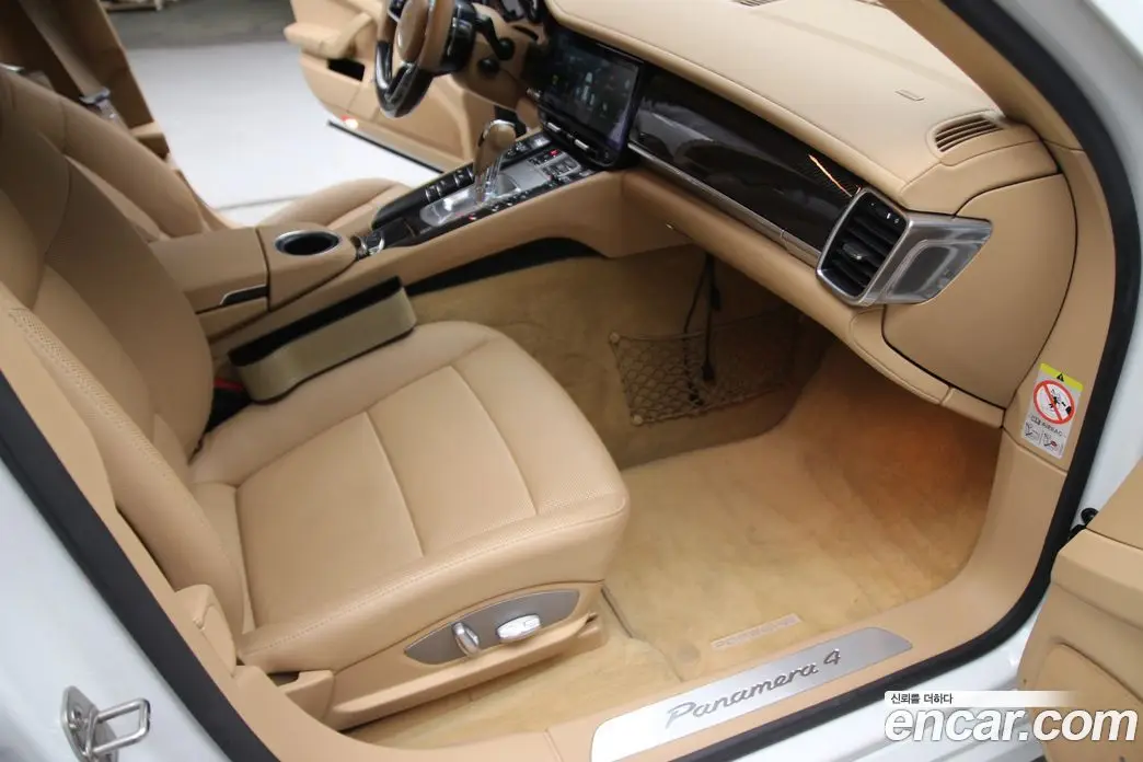 Porsche Panamera 2014 3.6 автомат (гидро), фото 15 Porsche Panamera 2014 3.6 автомат (гидро), фото 15