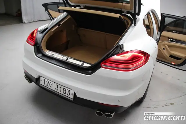 Porsche Panamera 2014 3.6 автомат (гидро), миниатюра 6 Porsche Panamera 2014 3.6 автомат (гидро), миниатюра 6