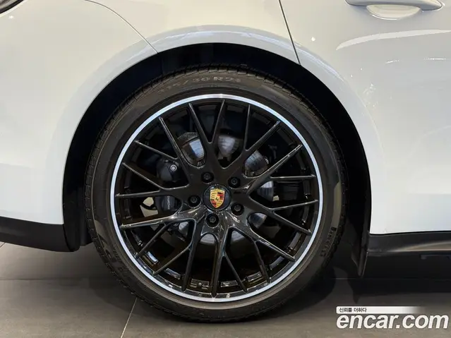 Porsche Panamera 2023 2.9 автомат (гидро), миниатюра 7