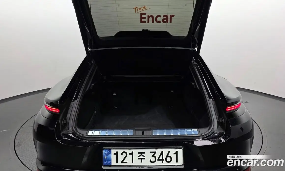 Porsche Panamera 2024 2.9 автомат (гидро), фото 39 Porsche Panamera 2024 2.9 автомат (гидро), фото 39