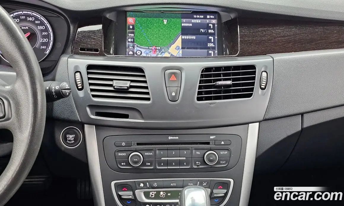 Renault (Samsung) SM5 2015 2.0 автомат (гидро), фото 14 Renault (Samsung) SM5 2015 2.0 автомат (гидро), фото 14