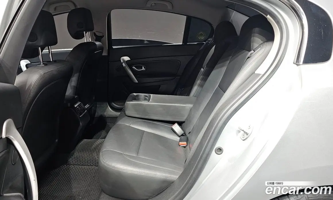 Renault (Samsung) SM5 2017 2.0 автомат (гидро), фото 18 Renault (Samsung) SM5 2017 2.0 автомат (гидро), фото 18