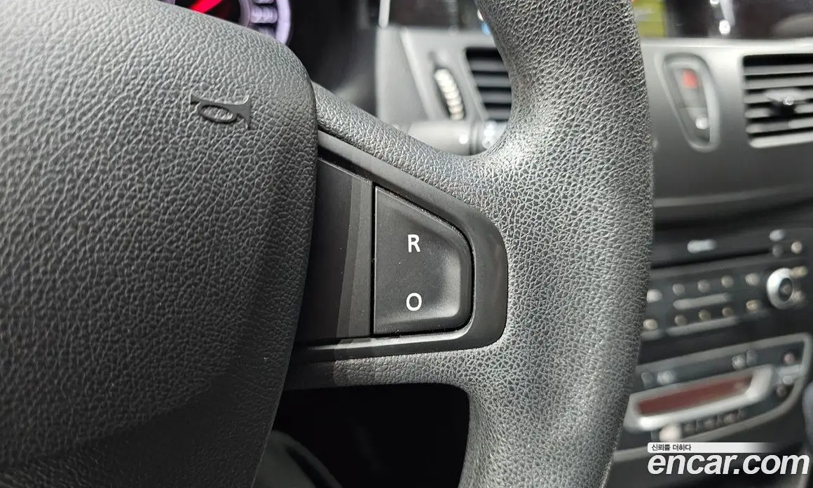 Renault (Samsung) SM5 2017 2.0 автомат (гидро), фото 26 Renault (Samsung) SM5 2017 2.0 автомат (гидро), фото 26